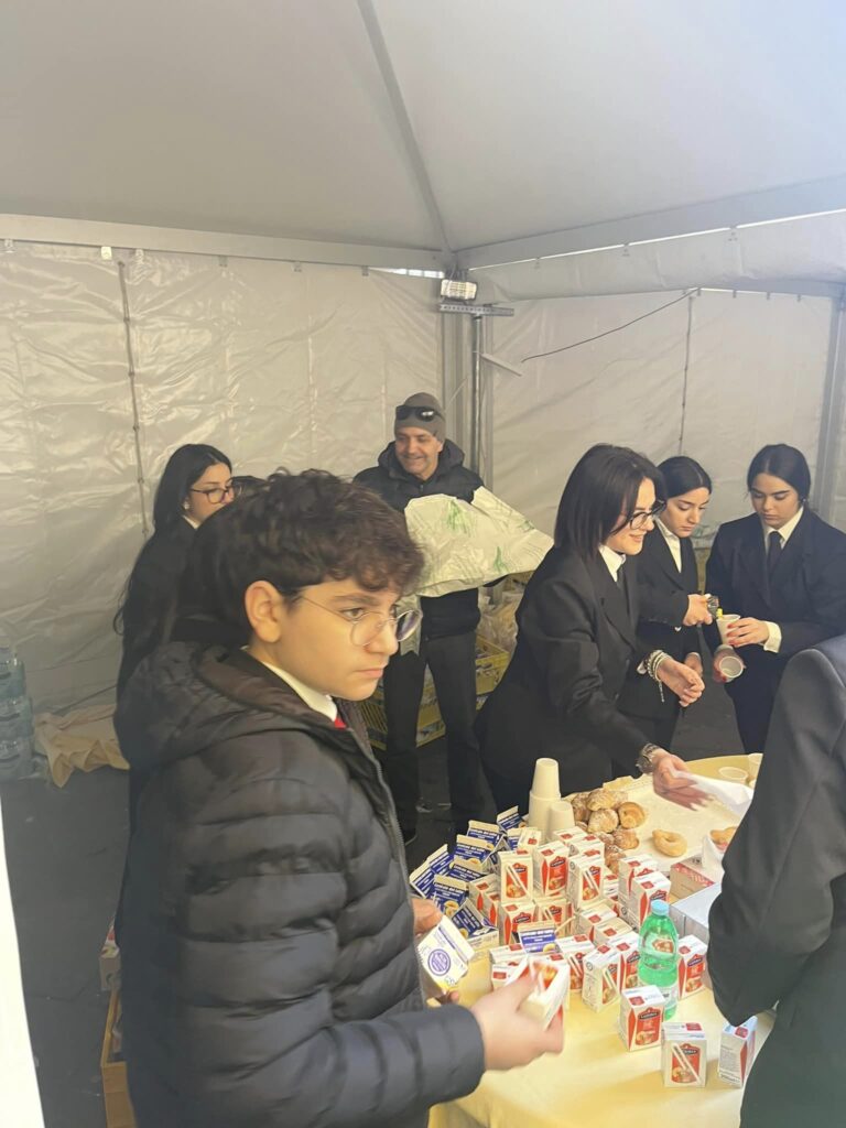 Nuceria-Paganorum Half-Marathon-il Rea al punto ristoro