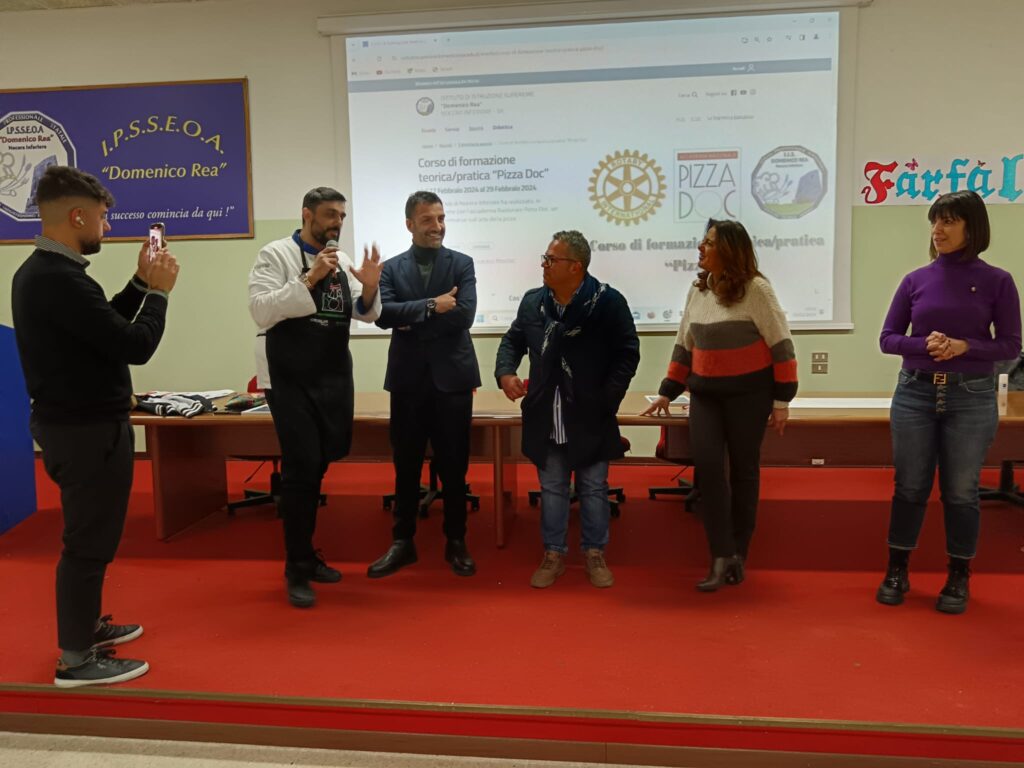 Foto con i protagonisti dipizzadoc
