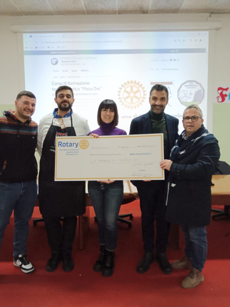 Foto con i protagonisti dipizzadoc