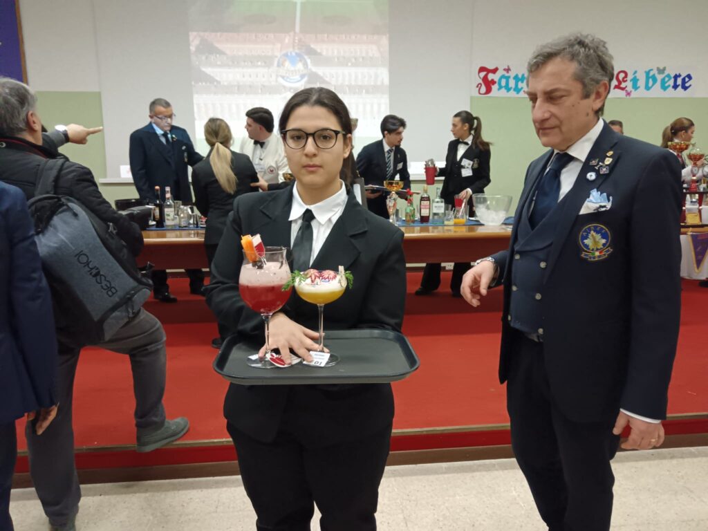 Sala convegni del Rea con i partecipanti al concorso