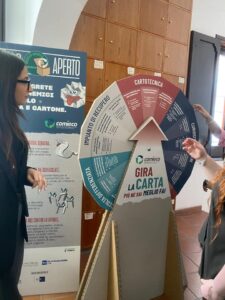 foto degli alunni del Rea ad Amalfi per Paperweek